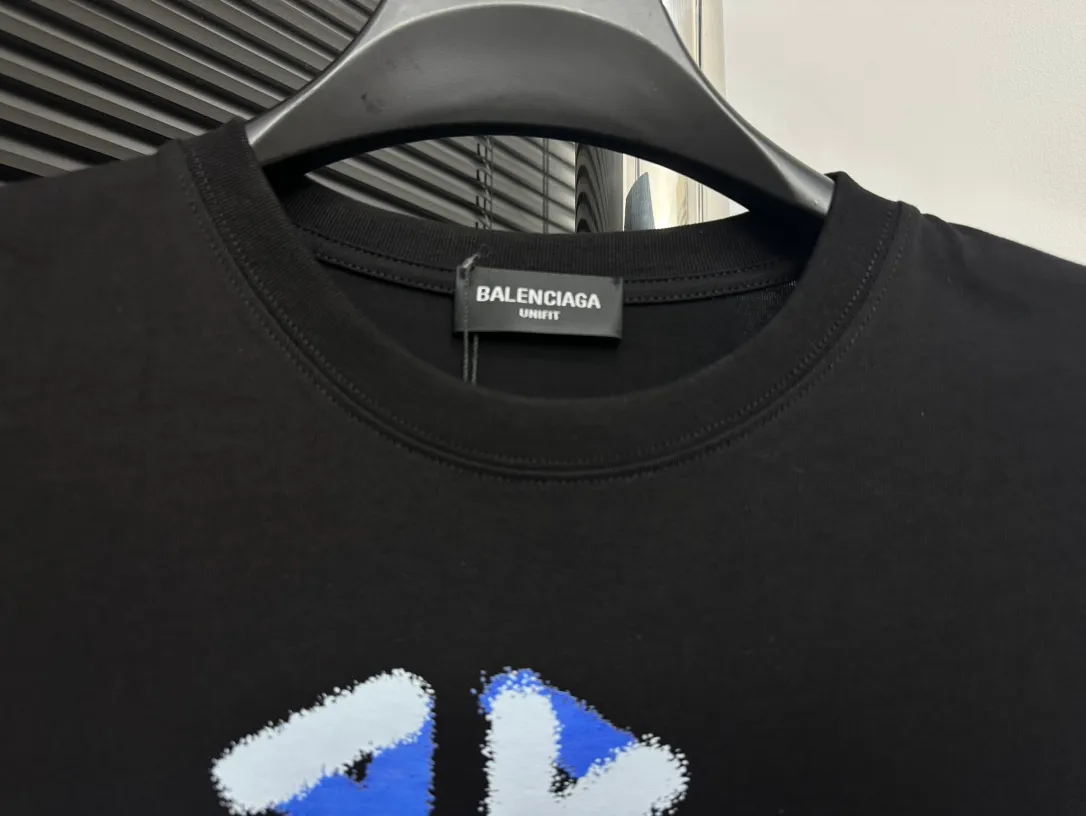 【BALENCIAGA】 24ss T Blue B 。 ， Versatile。 ， ， 。 ， Same Style ， 。 ：Black White Size：S-XL